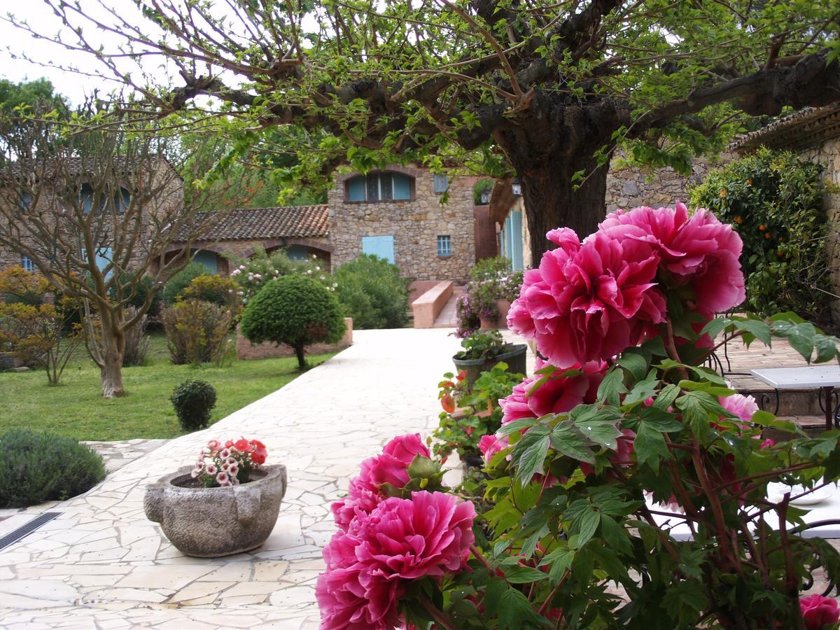 La Pierrerie Hotel Grimaud Exterior photo